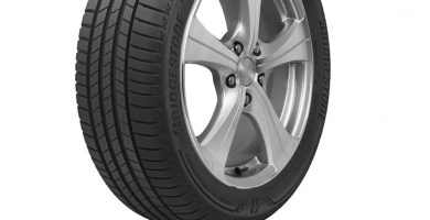 BRIDGESTONE TURANZA T005